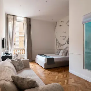 2* מלון Vanity Navona